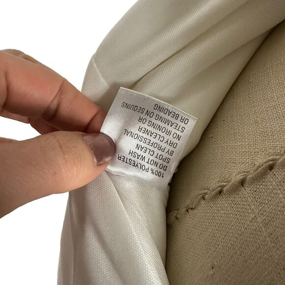 MAC DUGGAL 12443 White Satin V-Neck Sleeveless Long Formal Gown Size 4 NWT Glam - Picture 11 of 16